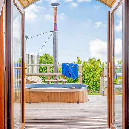 Ewe Two Villa Flint Dış mekan fotoğraf